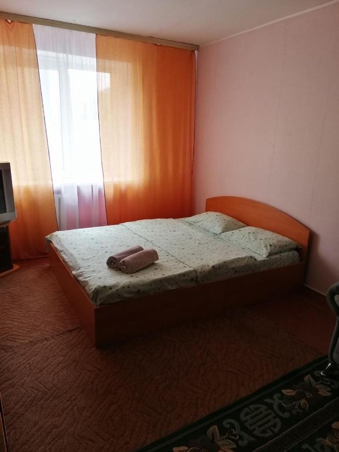 Квартира Возле Индустриального Моста, Нау Kiev Ngoại thất bức ảnh